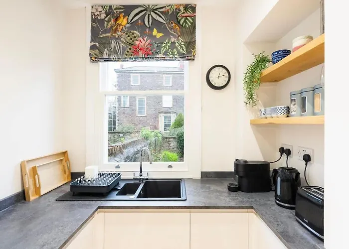 Spacious And Quiet Ground Floor Flat - Free Parking Apartmán Bristol